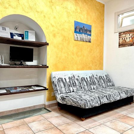 Il Rifugio Del Marinaio By Housilia Apartman Cefalù Kültér fotó